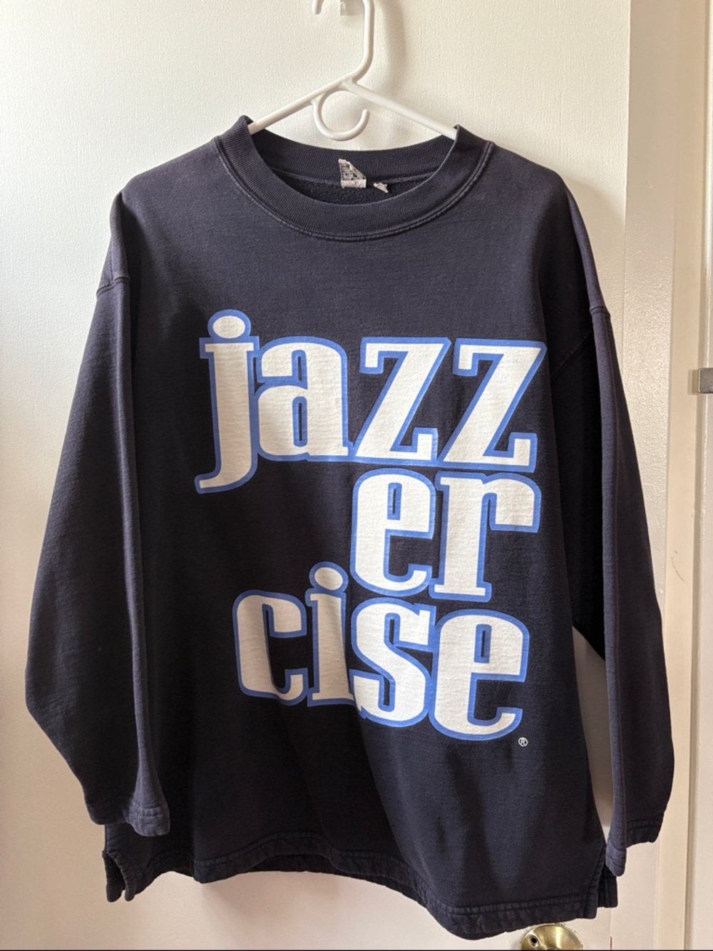 Vintage Black Crewneck Sweatshirt with White and Blue 'jazzercise' Graphic